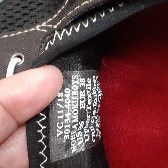 OLUKAI NOHEA MOKU BLACK MESH TWO TONE BOYS SZ 6 SNEAKERS - Picture 7 of 7